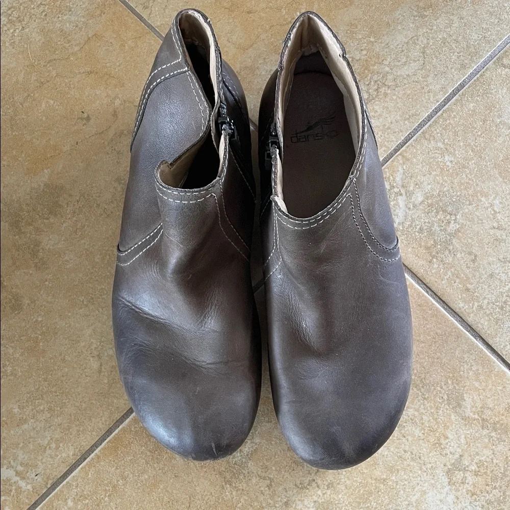 Dansko Women's Barbara Clog Boot Taupe Nubuck Size 40 9-9.5 - Picture 4 of 13